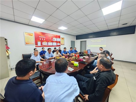 致敬奉獻歲月，溫情送別故人